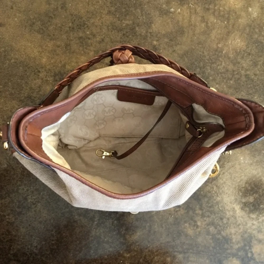 Limited Edition- MICHAEL KORS Leather Canvas Hobo